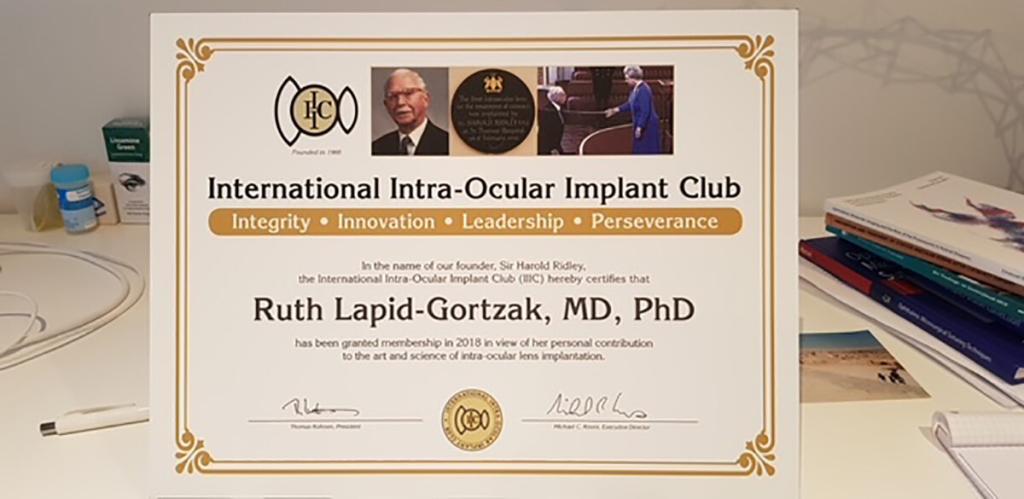 Dr. Ruth Lapid-Gortzak lid van de International Intra-Ocular Implant Club (IIIC)