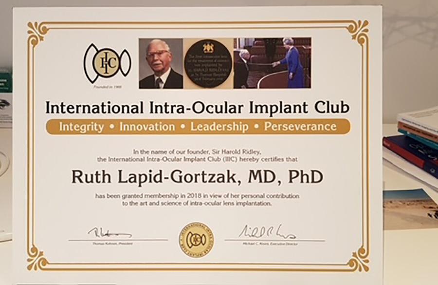 Dr. Ruth Lapid-Gortzak lid van de International Intra-Ocular Implant Club (IIIC)