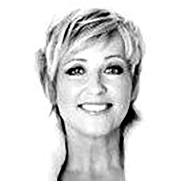 Inge Riebe Oogkliniek Retina Total Eye Care - Ooglaseren & Lensimplantantatie